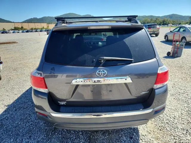 2011 TOYOTA HIGHLANDER BASE  