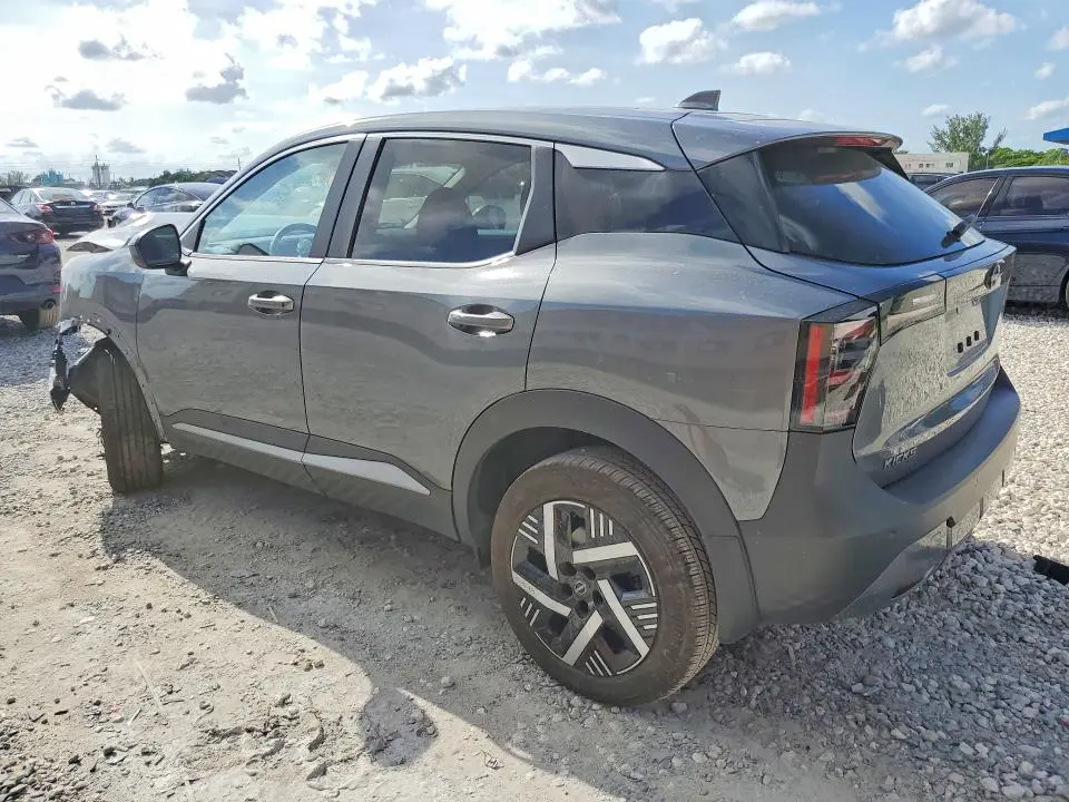 2025 NISSAN KICKS SV  