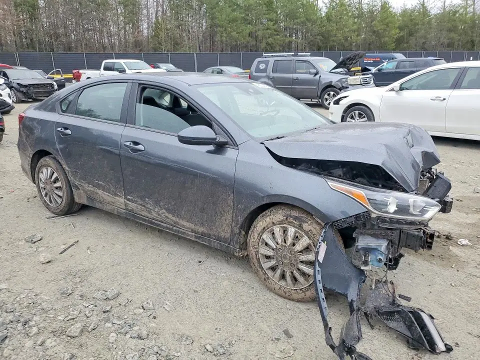 2019 KIA FORTE FE  