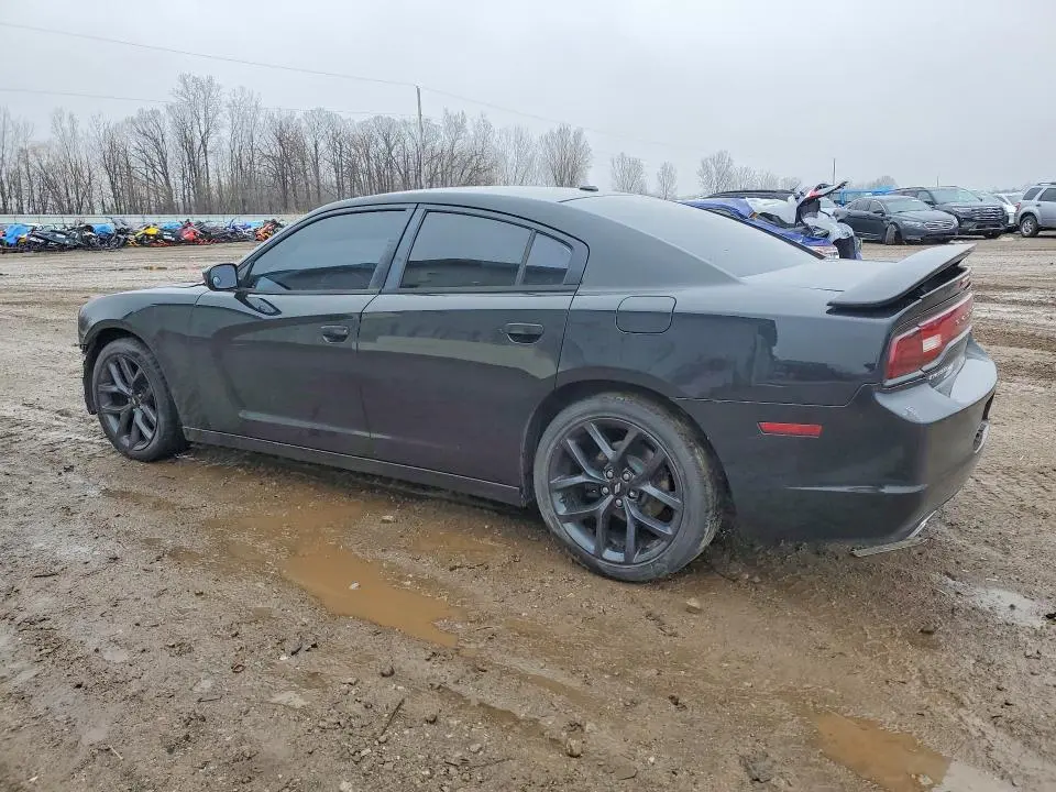 2012 DODGE CHARGER SE  
