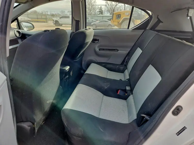 2013 TOYOTA PRIUS C TWO  