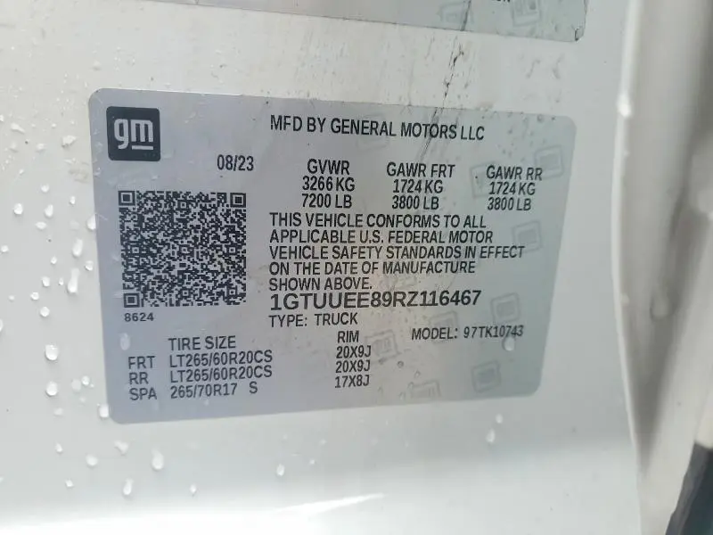 2024 GMC SIERRA K1500 AT4  