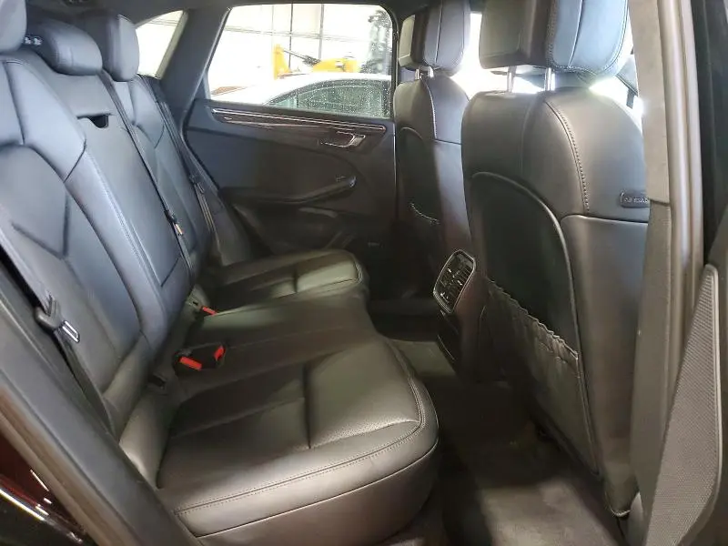 2016 PORSCHE MACAN TURBO  