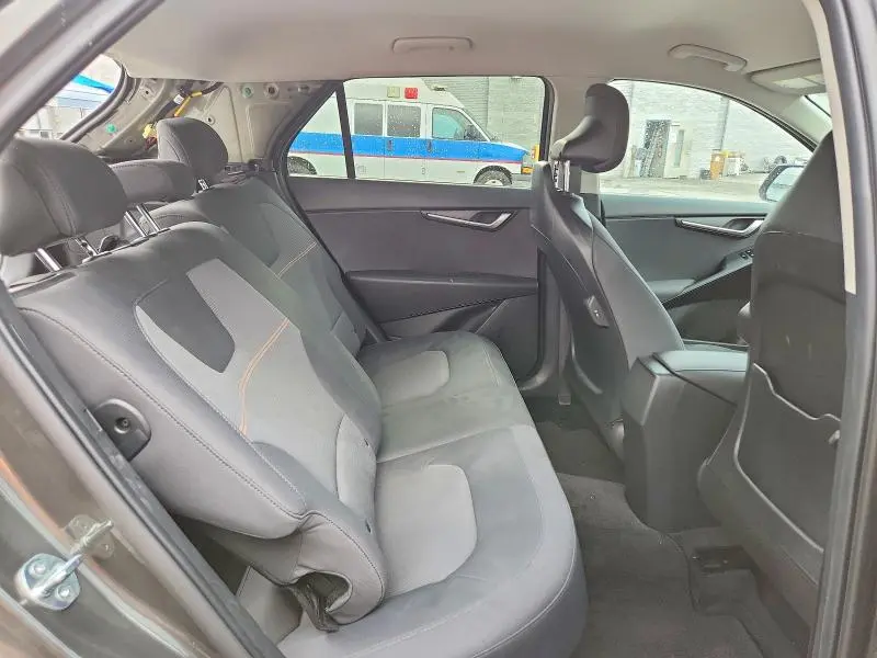 2024 KIA NIRO LX  