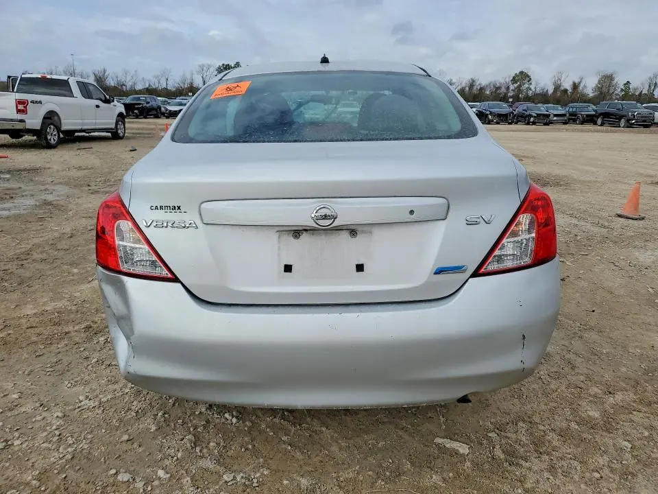 2012 NISSAN VERSA S  
