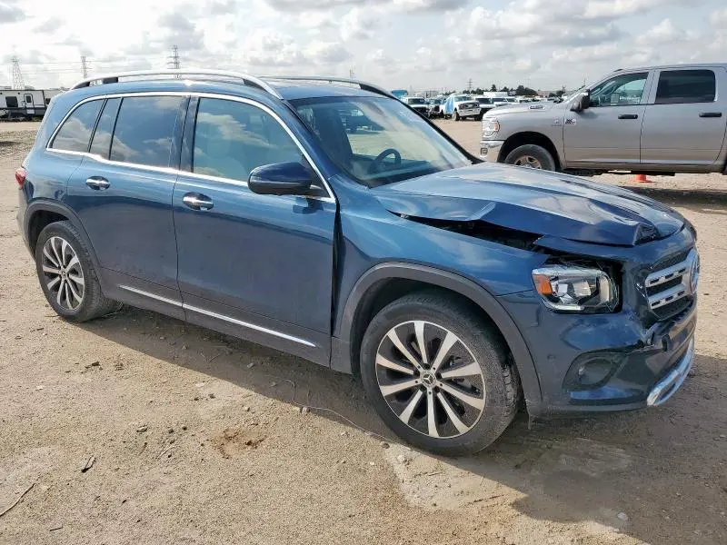 2023 MERCEDES-BENZ GLB 250  