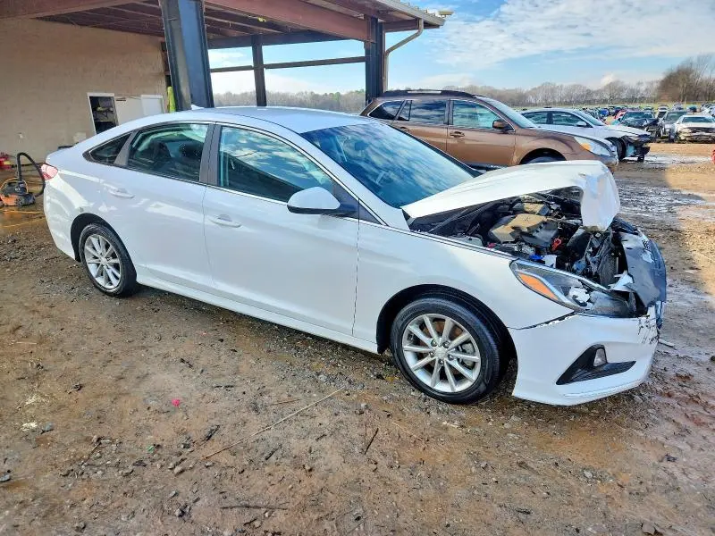 2019 HYUNDAI SONATA SE  