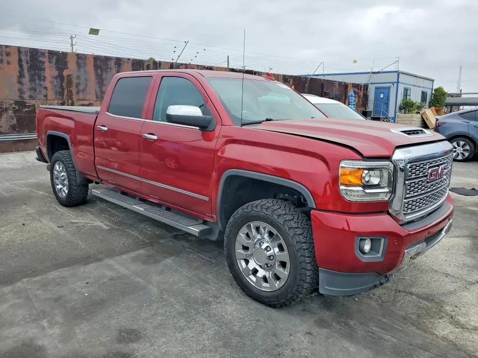 2019 GMC SIERRA K2500 DENALI  