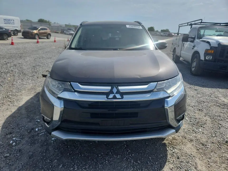 2016 MITSUBISHI OUTLANDER SE  