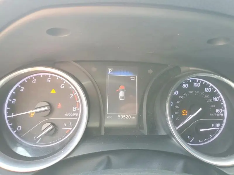 2018 TOYOTA CAMRY SE  