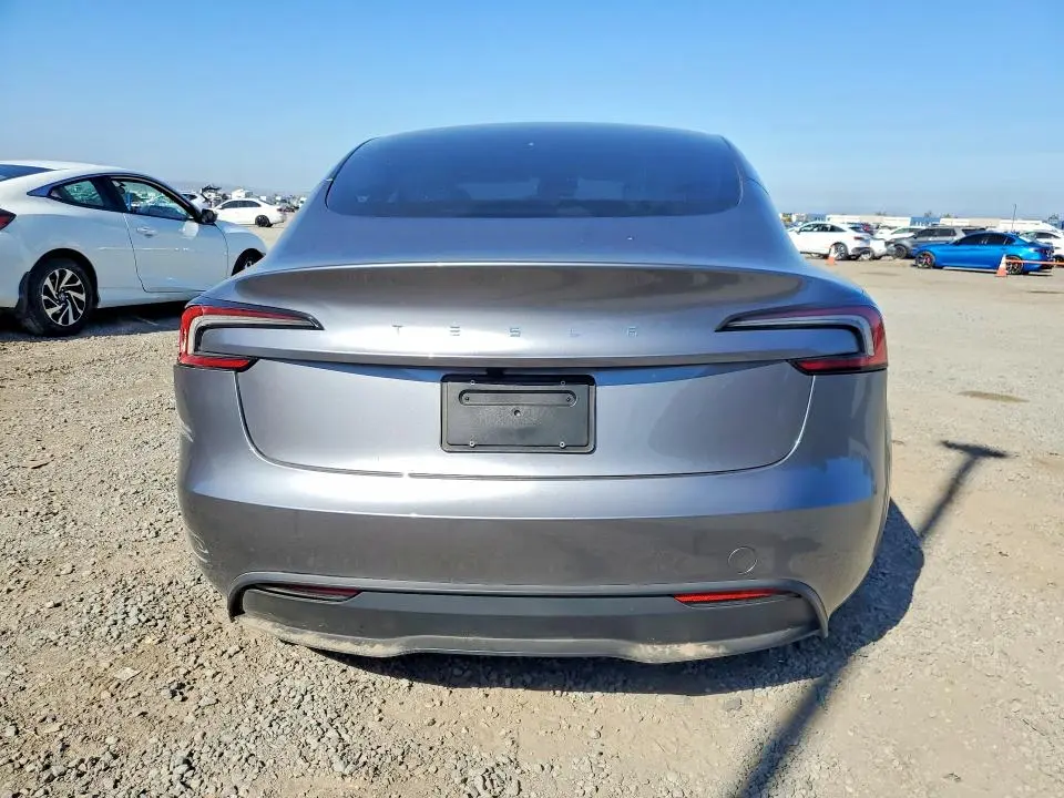 2025 TESLA MODEL 3   