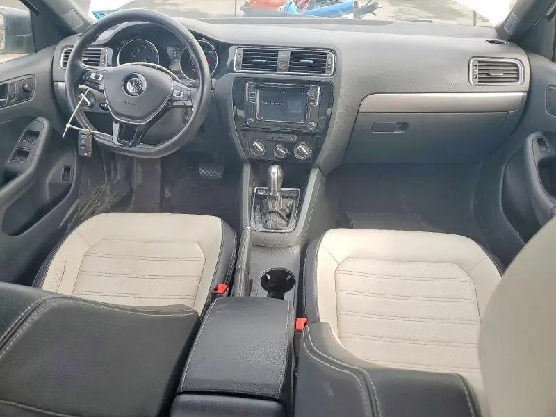 2016 VOLKSWAGEN JETTA SPORT  