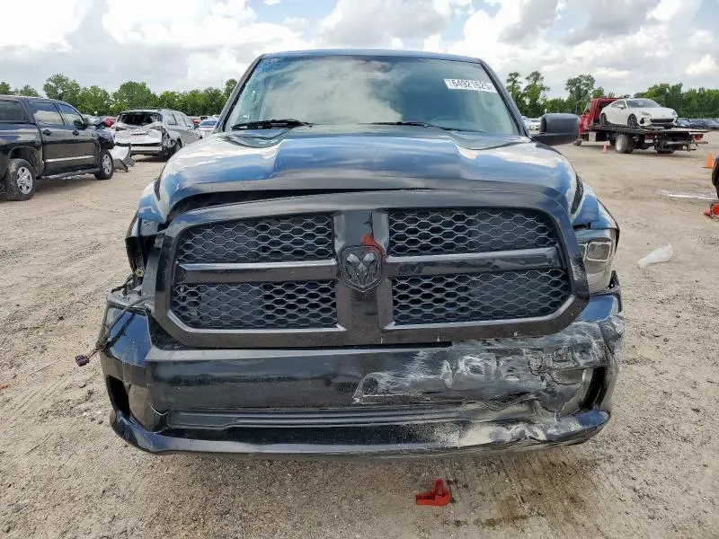 2015 RAM 1500 ST  