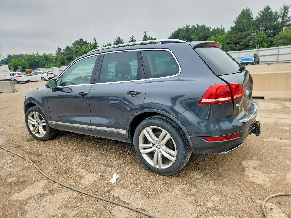 2013 VOLKSWAGEN TOUAREG V6 TDI  