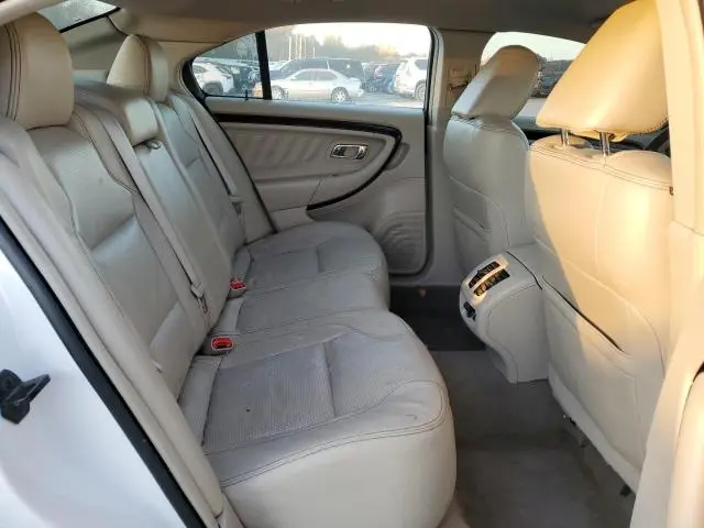 2010 FORD TAURUS LIMITED  