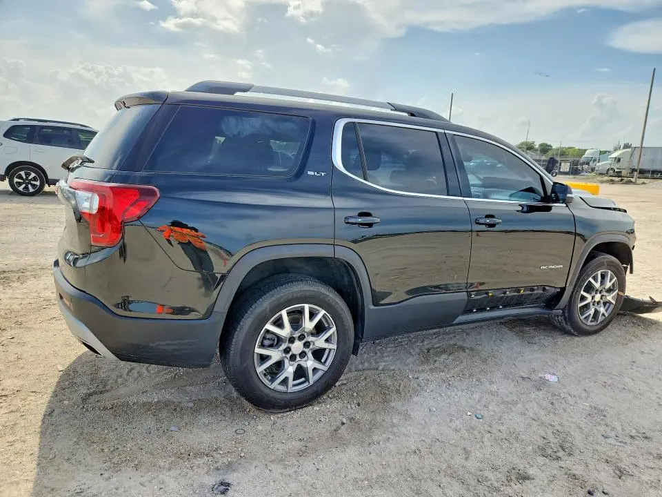 2021 GMC ACADIA SLT  