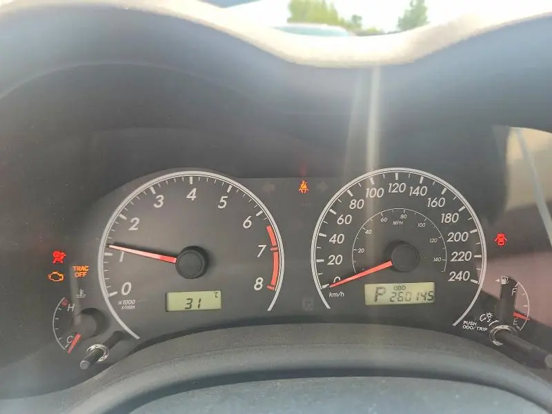 2013 TOYOTA COROLLA L  