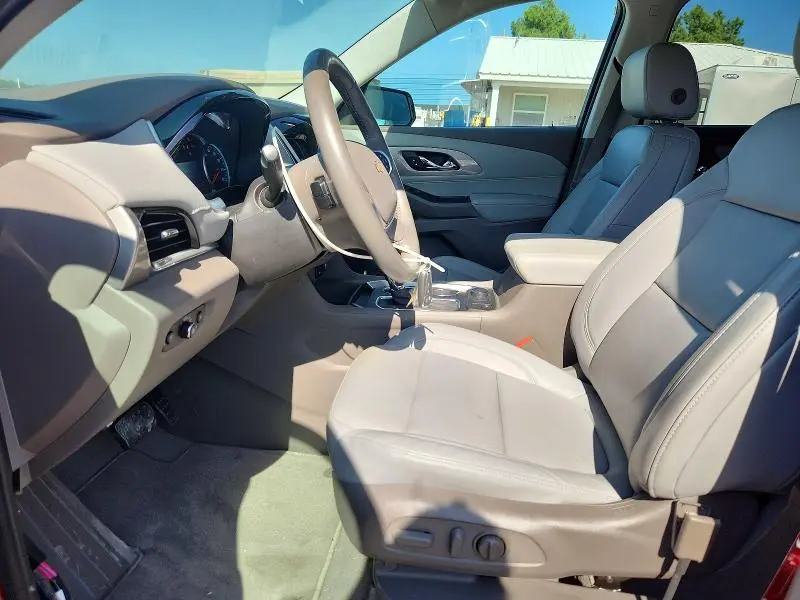 2020 CHEVROLET TRAVERSE LT  