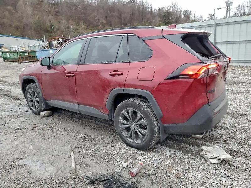 2022 TOYOTA RAV4 XLE PREMIUM  