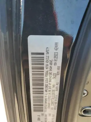 2020 RAM 1500 CLASSIC SLT  