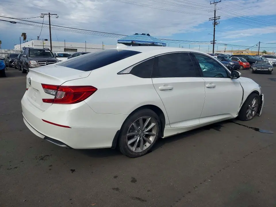 2022 HONDA ACCORD LX  