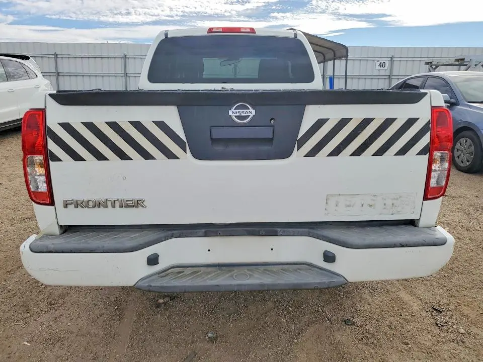 2017 NISSAN FRONTIER S  