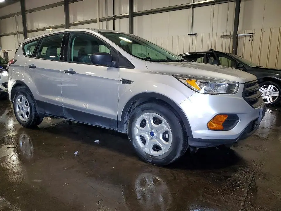 2017 FORD ESCAPE S  