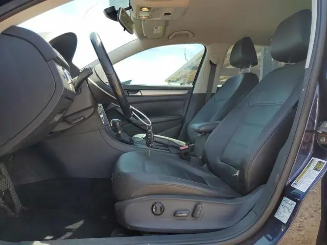 2014 VOLKSWAGEN PASSAT S  