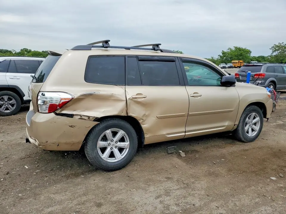 2010 TOYOTA HIGHLANDER BASE  