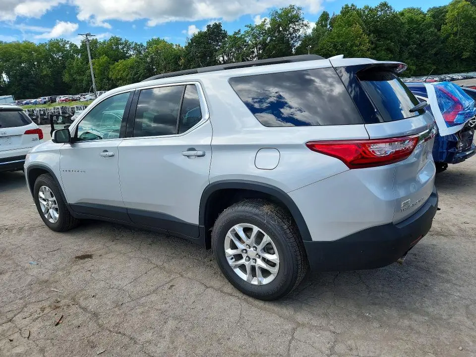 2021 CHEVROLET TRAVERSE LT  