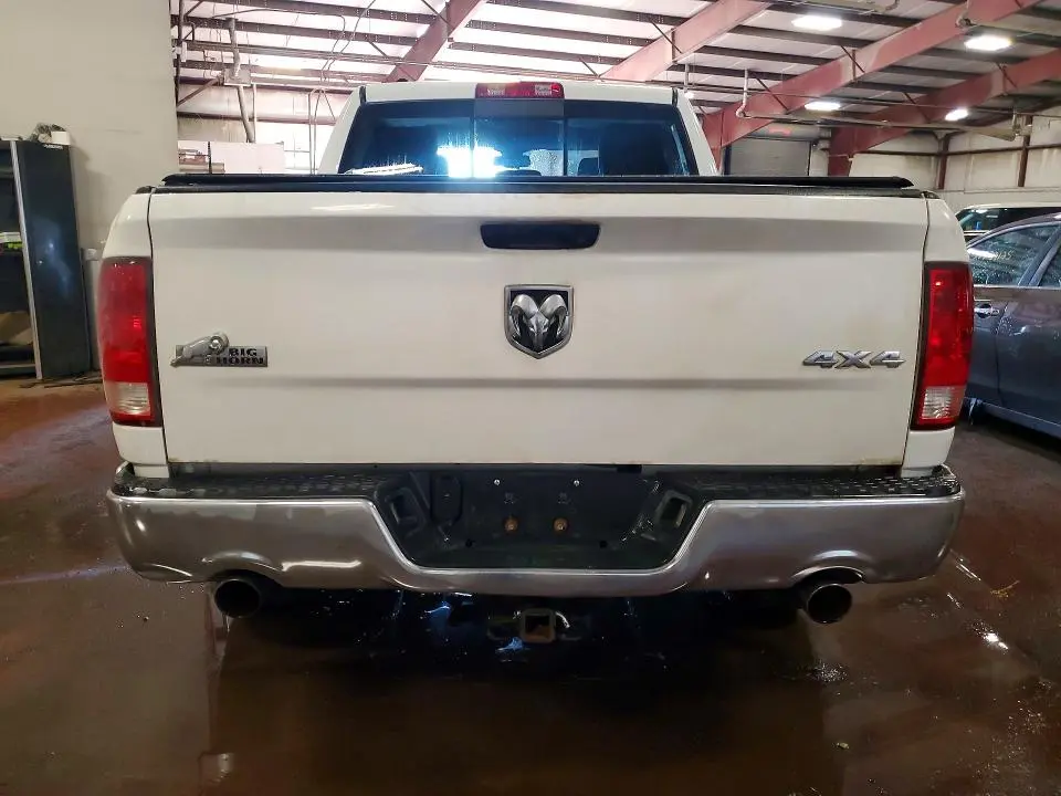 2014 RAM 1500 SLT  