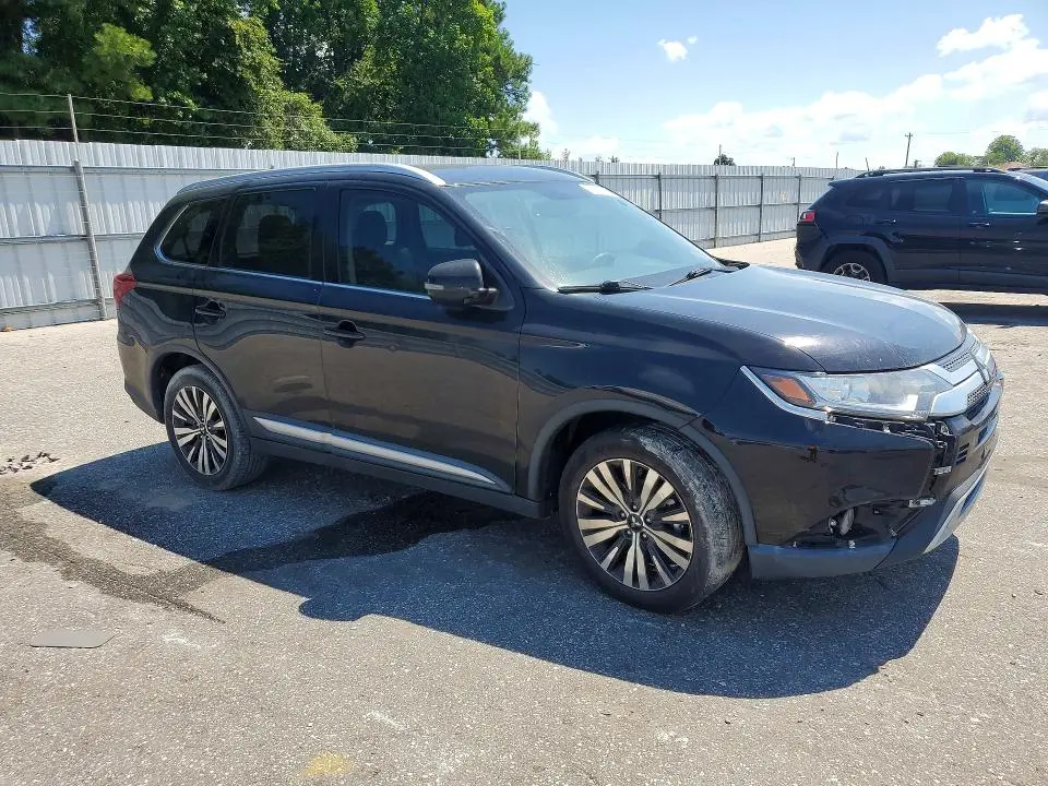 2019 MITSUBISHI OUTLANDER SE  