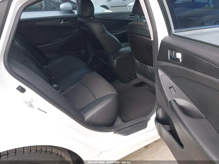 2013 HYUNDAI SONATA SE 2.0T
