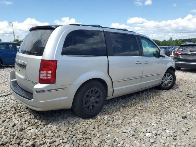 2010 CHRYSLER TOWN & COUNTRY TOURING  