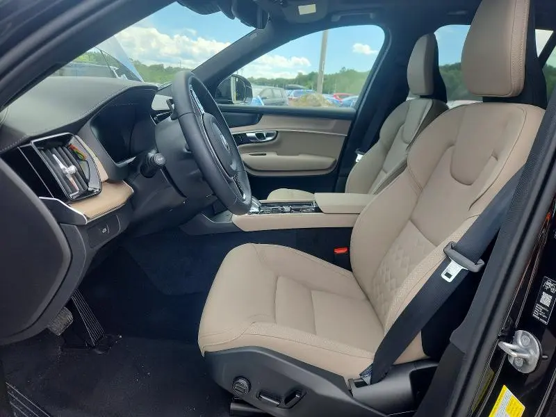 2026 VOLVO XC90 PLUS  