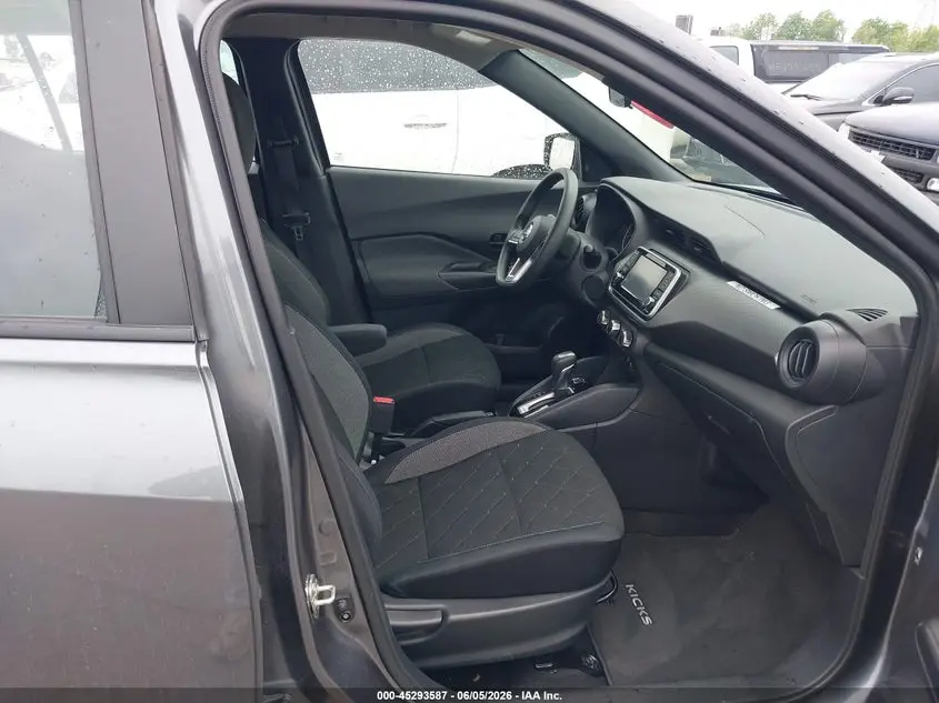 2020 NISSAN KICKS S XTRONIC CVT