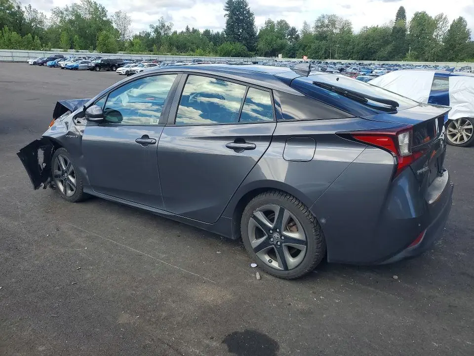 2021 TOYOTA PRIUS XLE  