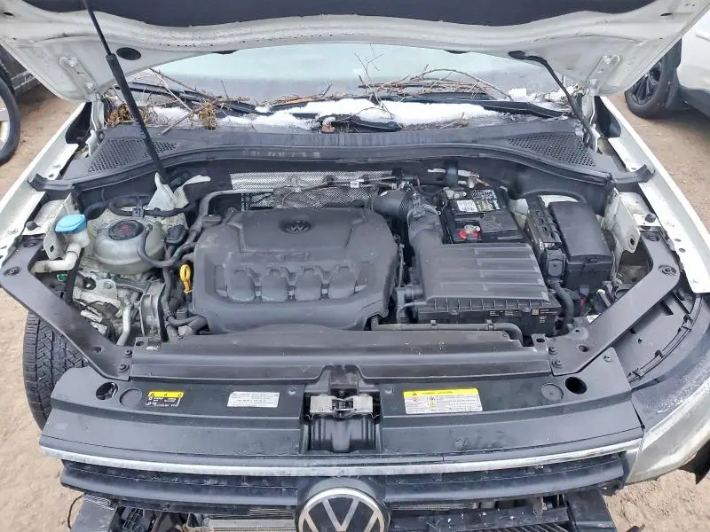 2023 VOLKSWAGEN TIGUAN SE R-LINE BLACK  