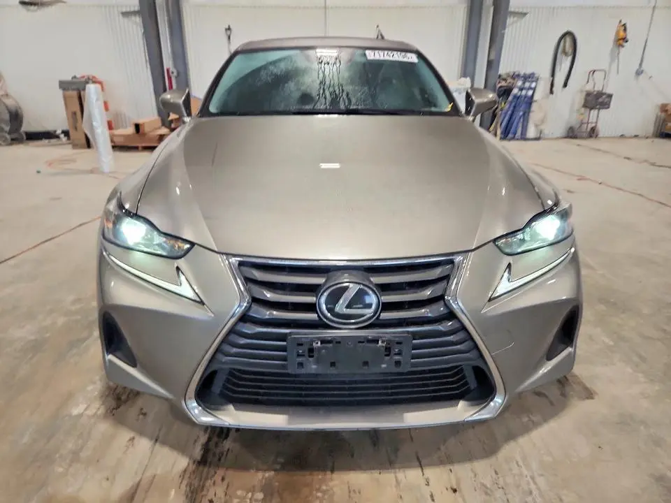 2017 LEXUS IS 300  