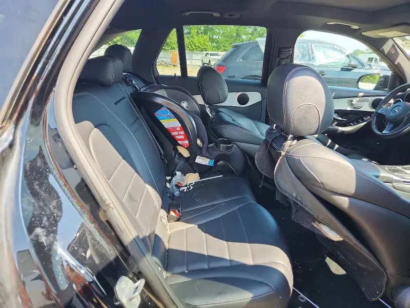 2019 MERCEDES-BENZ GLC 300 4MATIC  