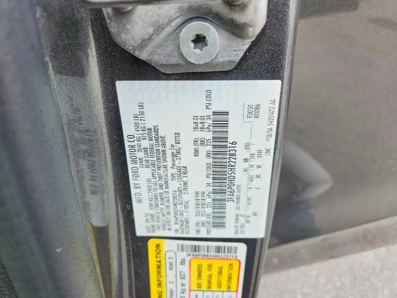 2017 FORD FUSION SE  