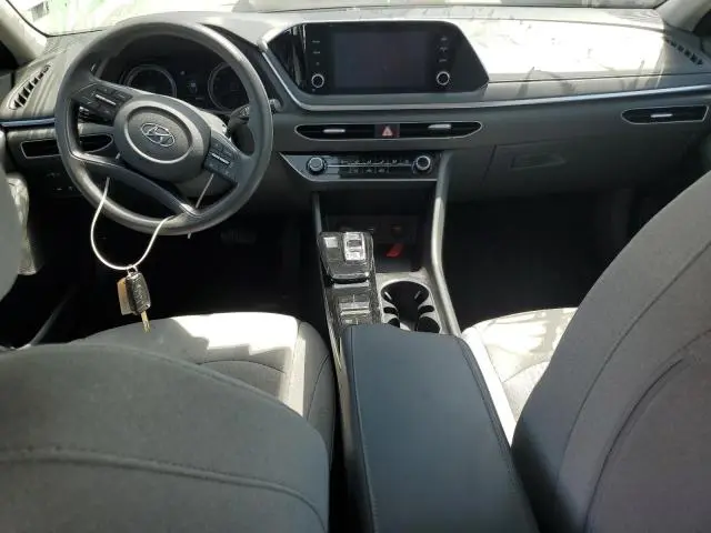2022 HYUNDAI SONATA SE  