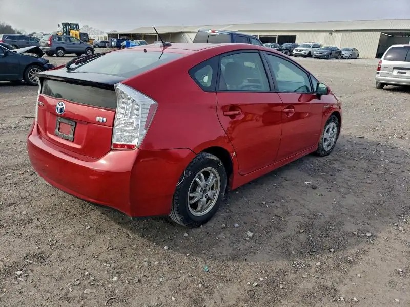 2011 TOYOTA PRIUS   