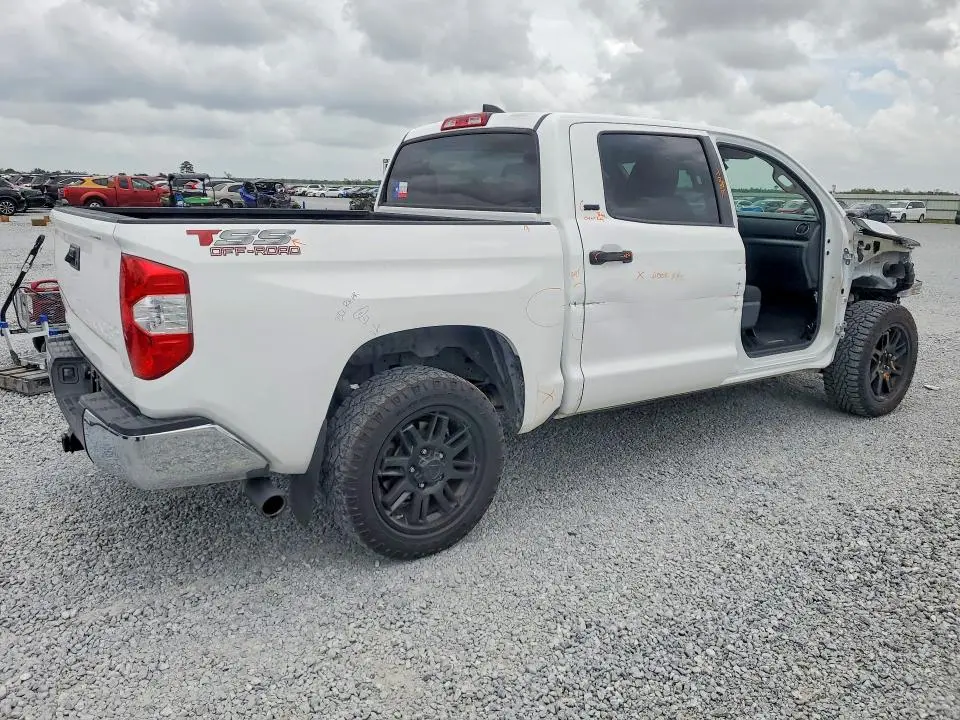 2021 TOYOTA TUNDRA SR5  