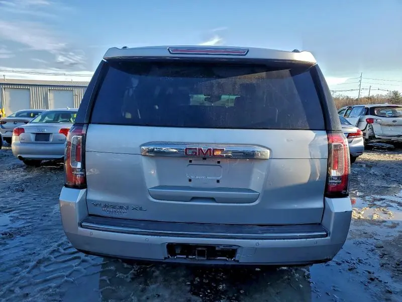 2016 GMC YUKON XL DENALI  