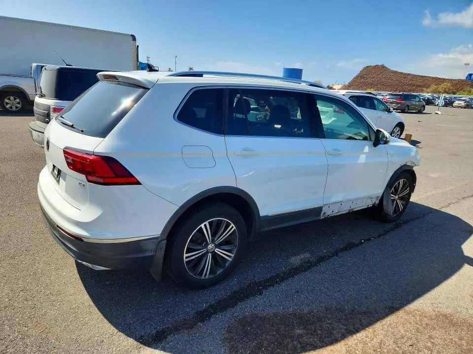 2018 VOLKSWAGEN TIGUAN SE  