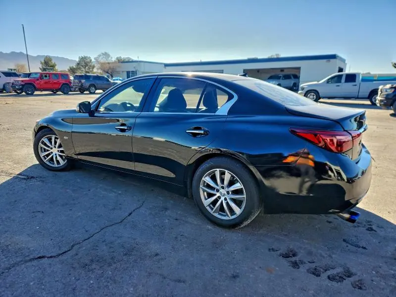 2018 INFINITI Q50 LUXE  