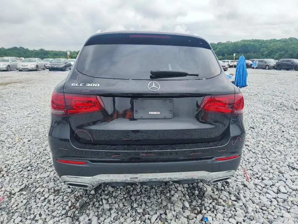 2020 MERCEDES-BENZ GLC 300  