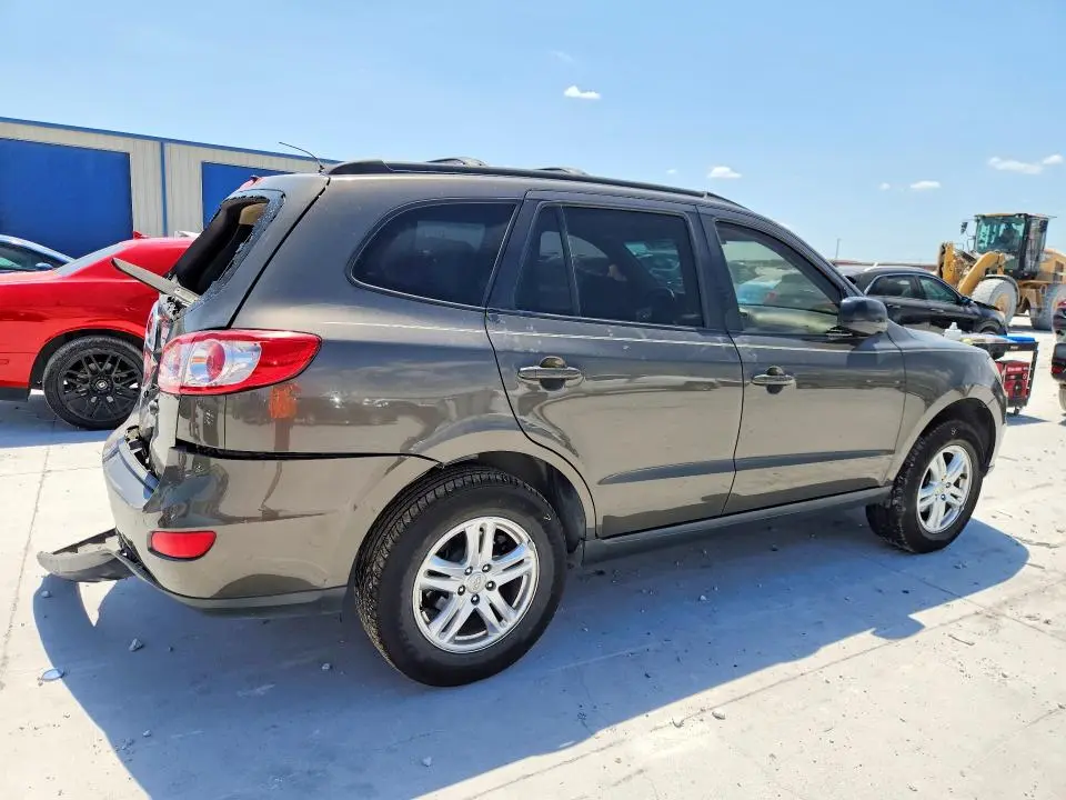 2012 HYUNDAI SANTA FE GLS  