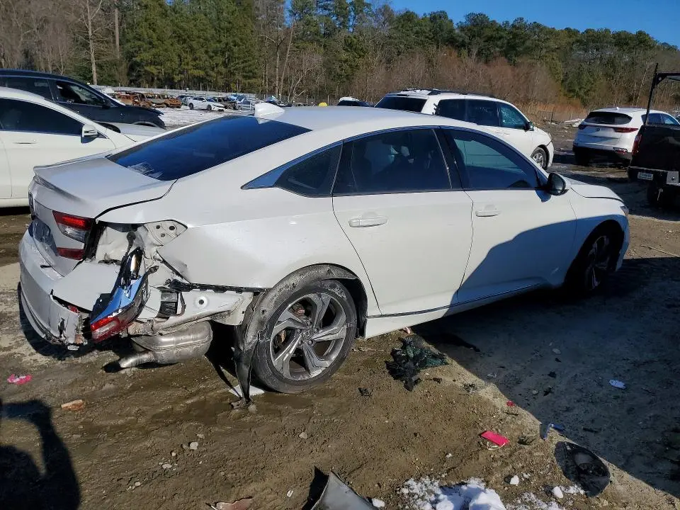 2018 HONDA ACCORD EX  